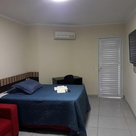 Colorado Plaza Hotel Rio Verde Buitenkant foto