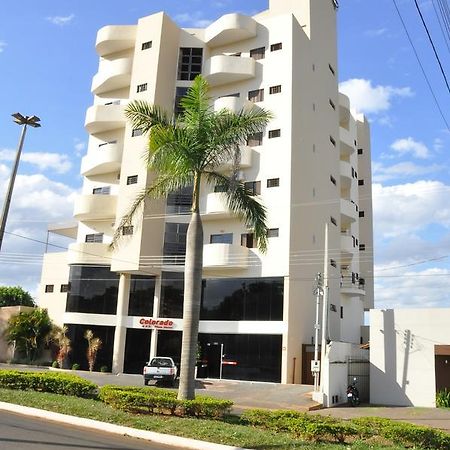 Colorado Plaza Hotel Rio Verde Buitenkant foto