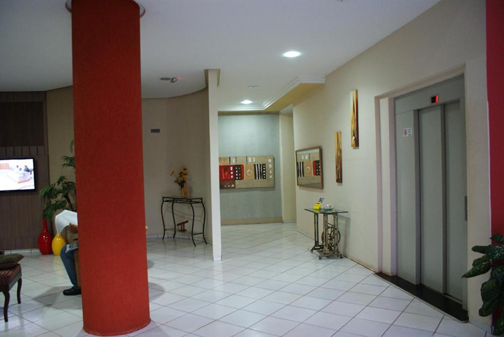 Colorado Plaza Hotel Rio Verde Buitenkant foto