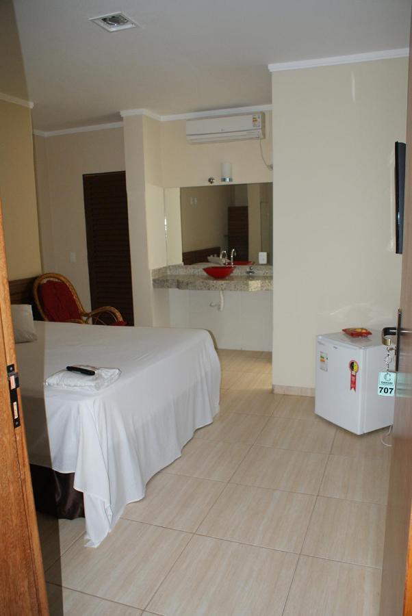 Colorado Plaza Hotel Rio Verde Buitenkant foto