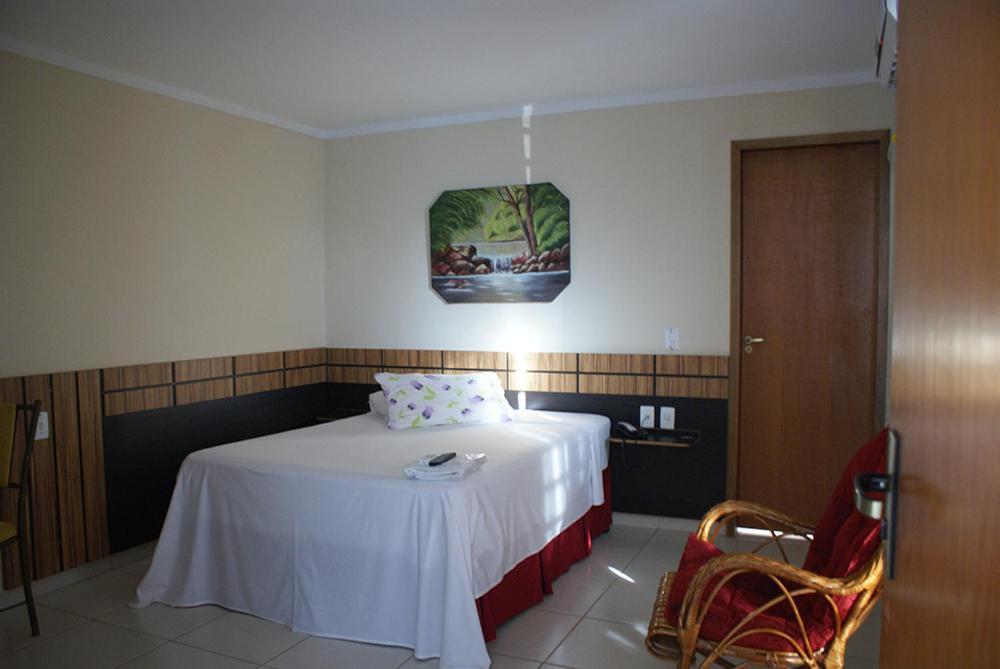 Colorado Plaza Hotel Rio Verde Buitenkant foto