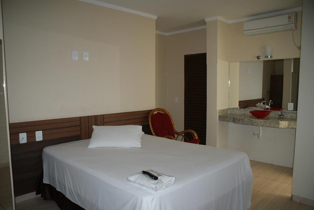 Colorado Plaza Hotel Rio Verde Buitenkant foto