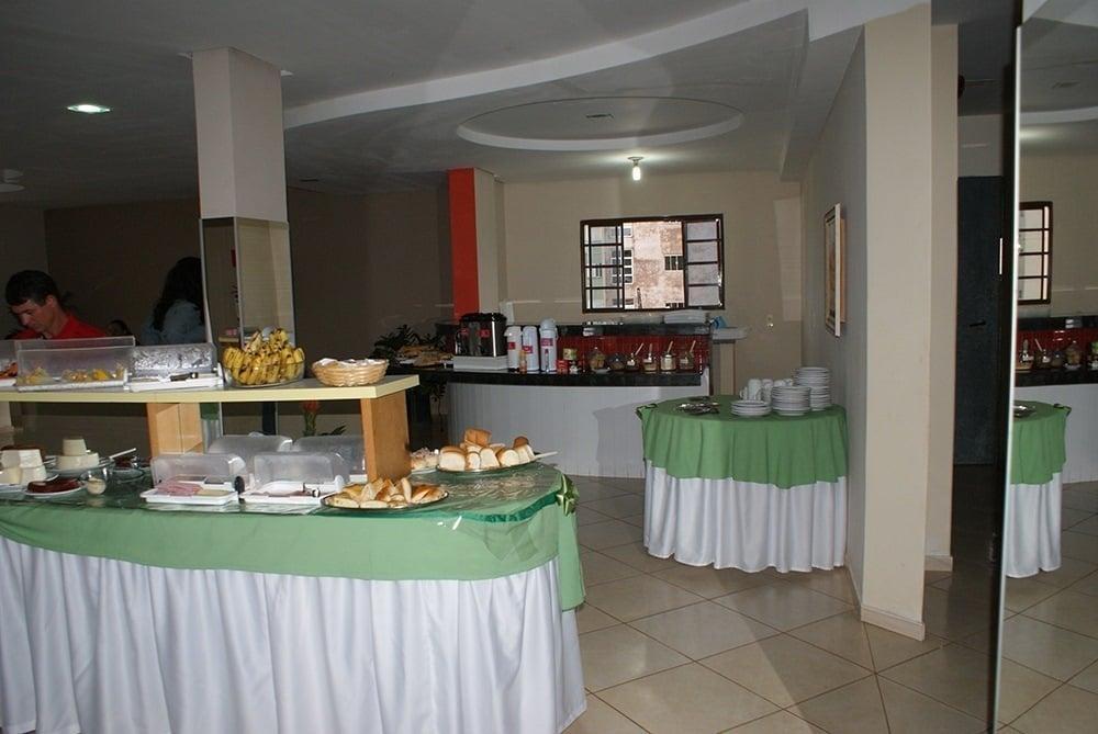 Colorado Plaza Hotel Rio Verde Buitenkant foto